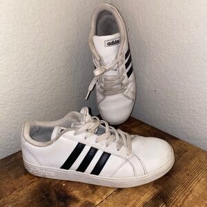 Adidas Grand Court White Black Stripe Sneakers  Women's‎ 6 Casual Tennis Shoes